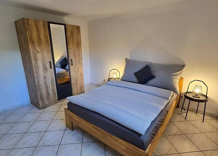 Apartament Kleine Souterrainwohnung In Loehne-bad Oeynhausen *