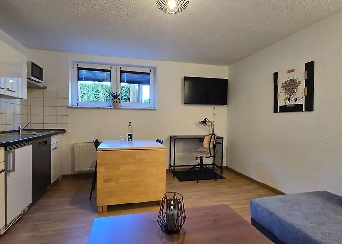 Apartament Kleine Souterrainwohnung In Loehne-bad Oeynhausen